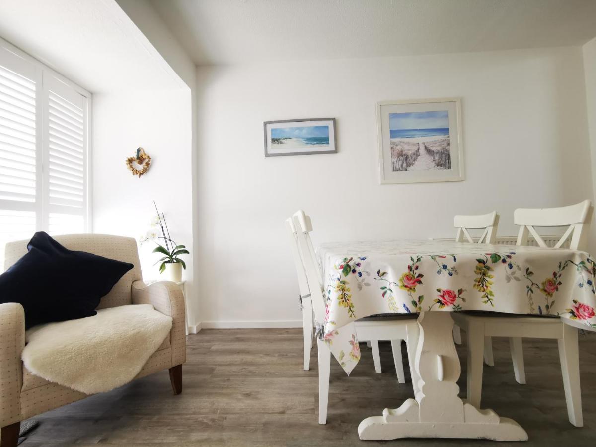 Sea View 3 Bedroom Seaside Property 奇切斯特 外观 照片