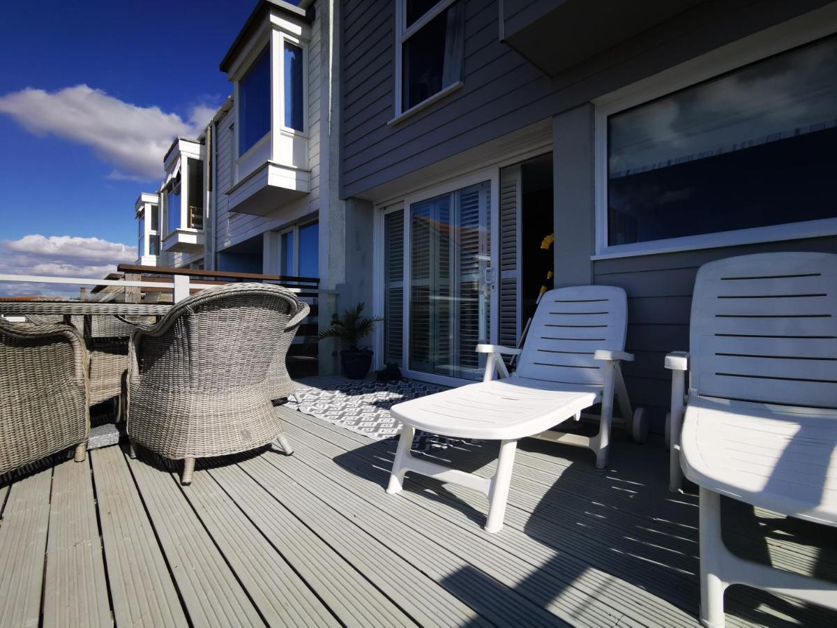 Sea View 3 Bedroom Seaside Property 奇切斯特 外观 照片