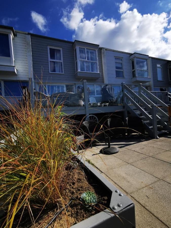 Sea View 3 Bedroom Seaside Property 奇切斯特 外观 照片